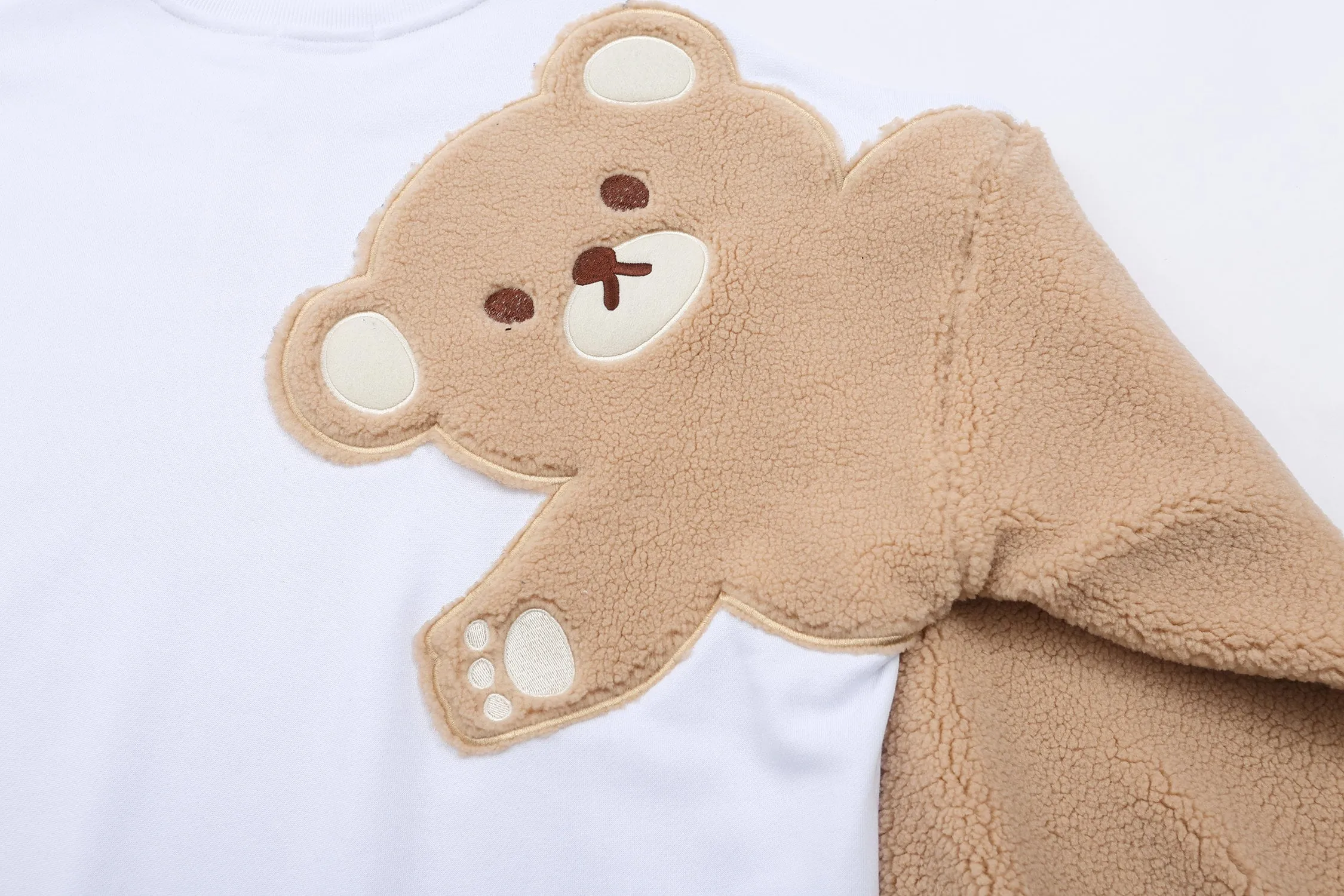 Casual Brown Bear Backside Crewneck Pullover Streetwear Fashion Black Sweatshirt for Men