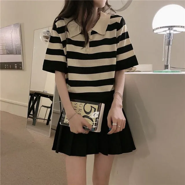 Kawaii Turn-down Collar Striped T-shirt